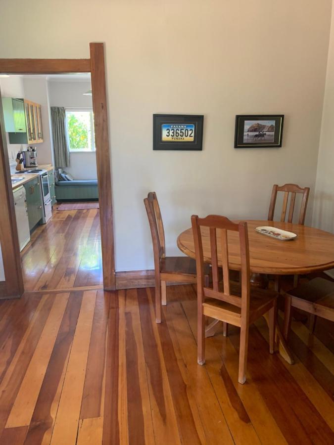 One Panama Villa Martinborough Exterior photo